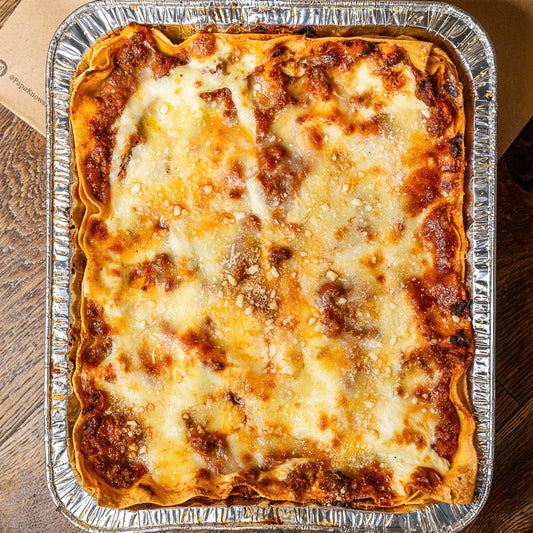 HOMEMADE LASAGNE FAMILY TRAY